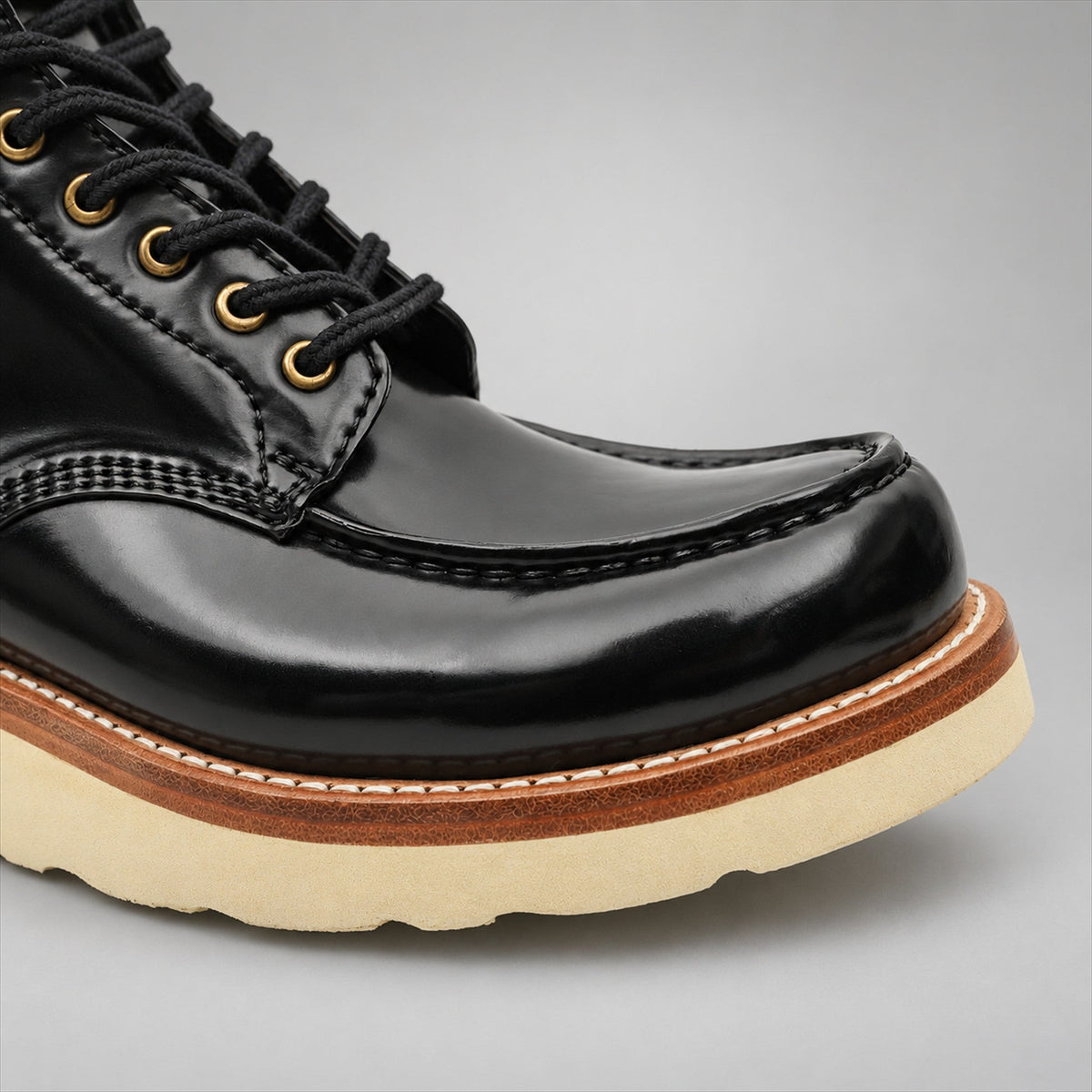 VanPasch 267129B Black horsebutt leather footwear, toe detail view