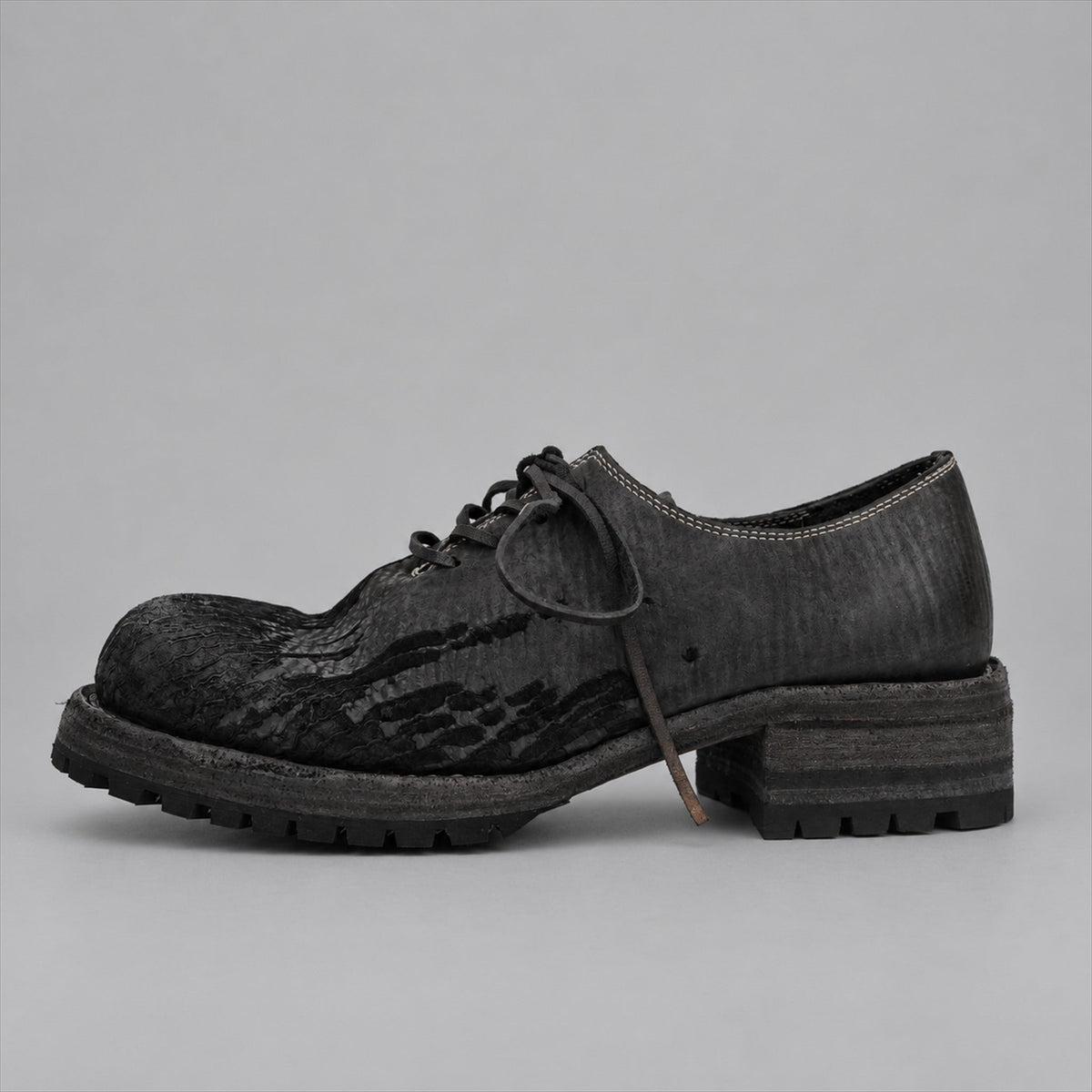Sawyer Washed Horween Shell Cordovan Derby | VanPasch