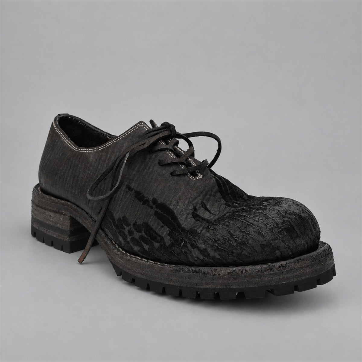 Sawyer Washed Horween Shell Cordovan Derby | VanPasch