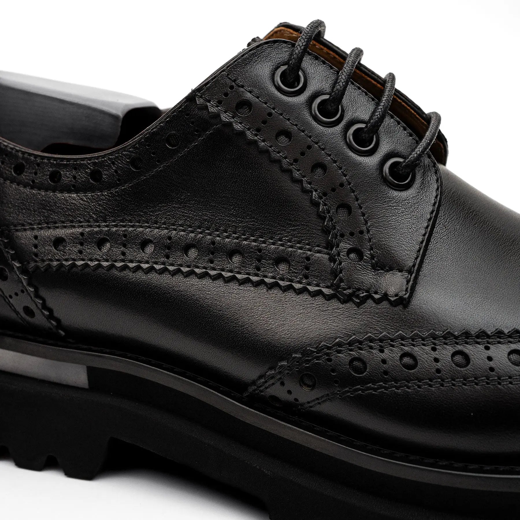 Burnished Brogue Lug-Sole Derby