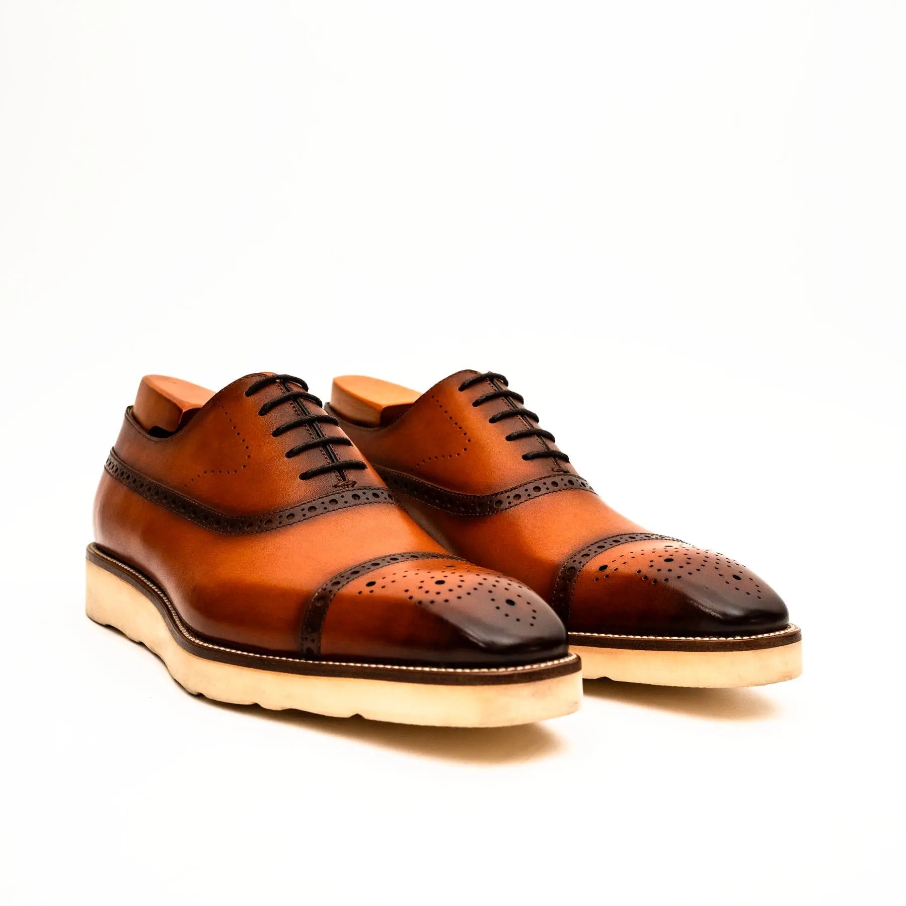 Black Crocodile-Textured Oxford VanPasch