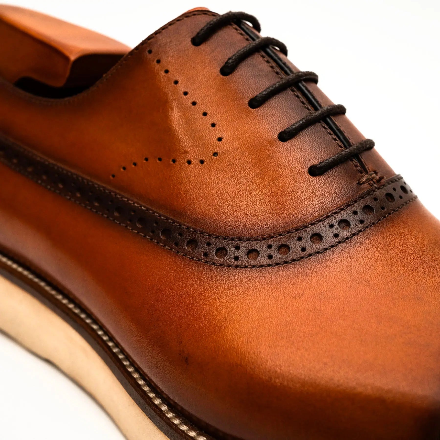Black Crocodile-Textured Oxford VanPasch