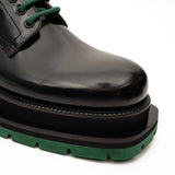 VanPasch 8222KB-L black derby shoe toe and glossy finish detail