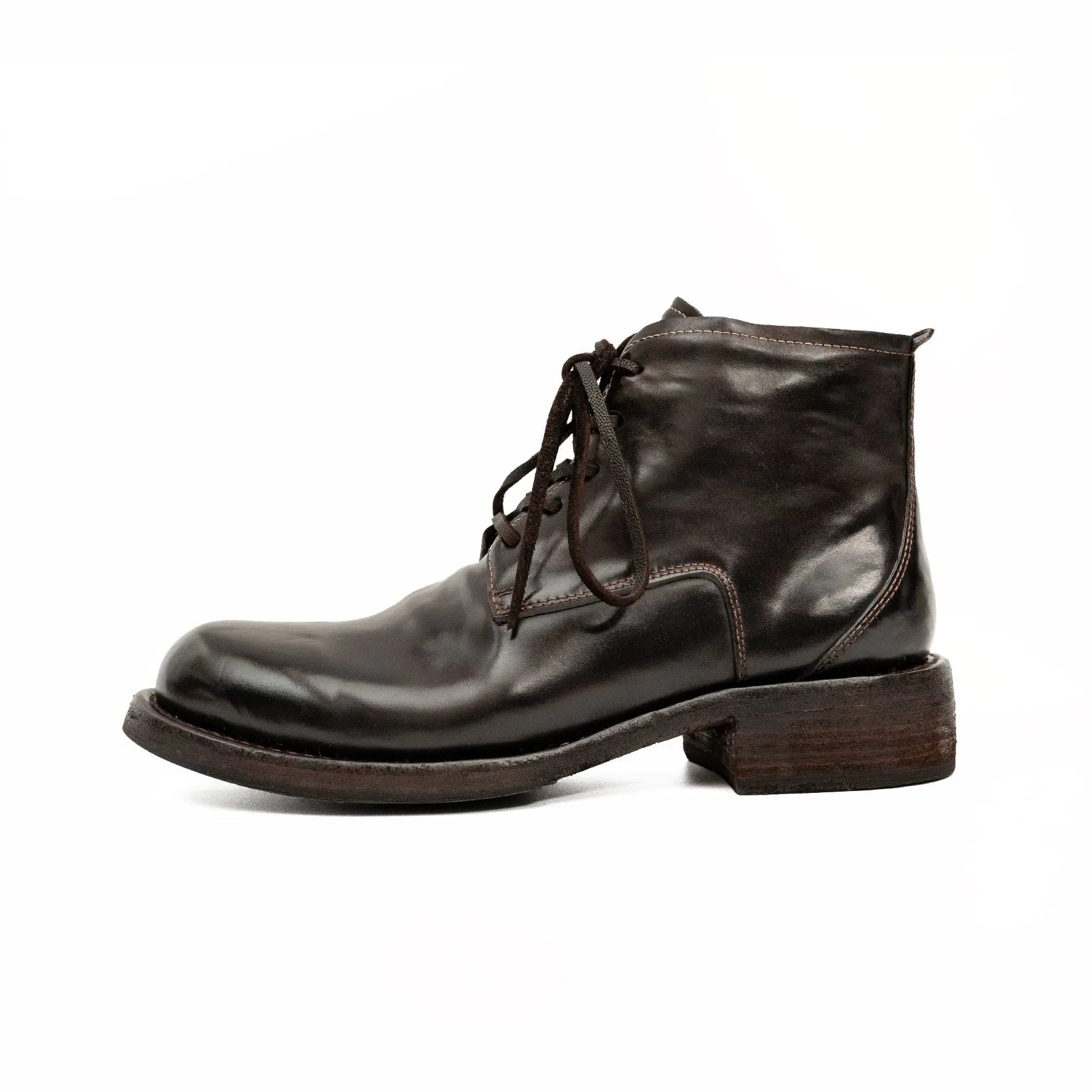 Washed Horse Leather Chukka Shoe