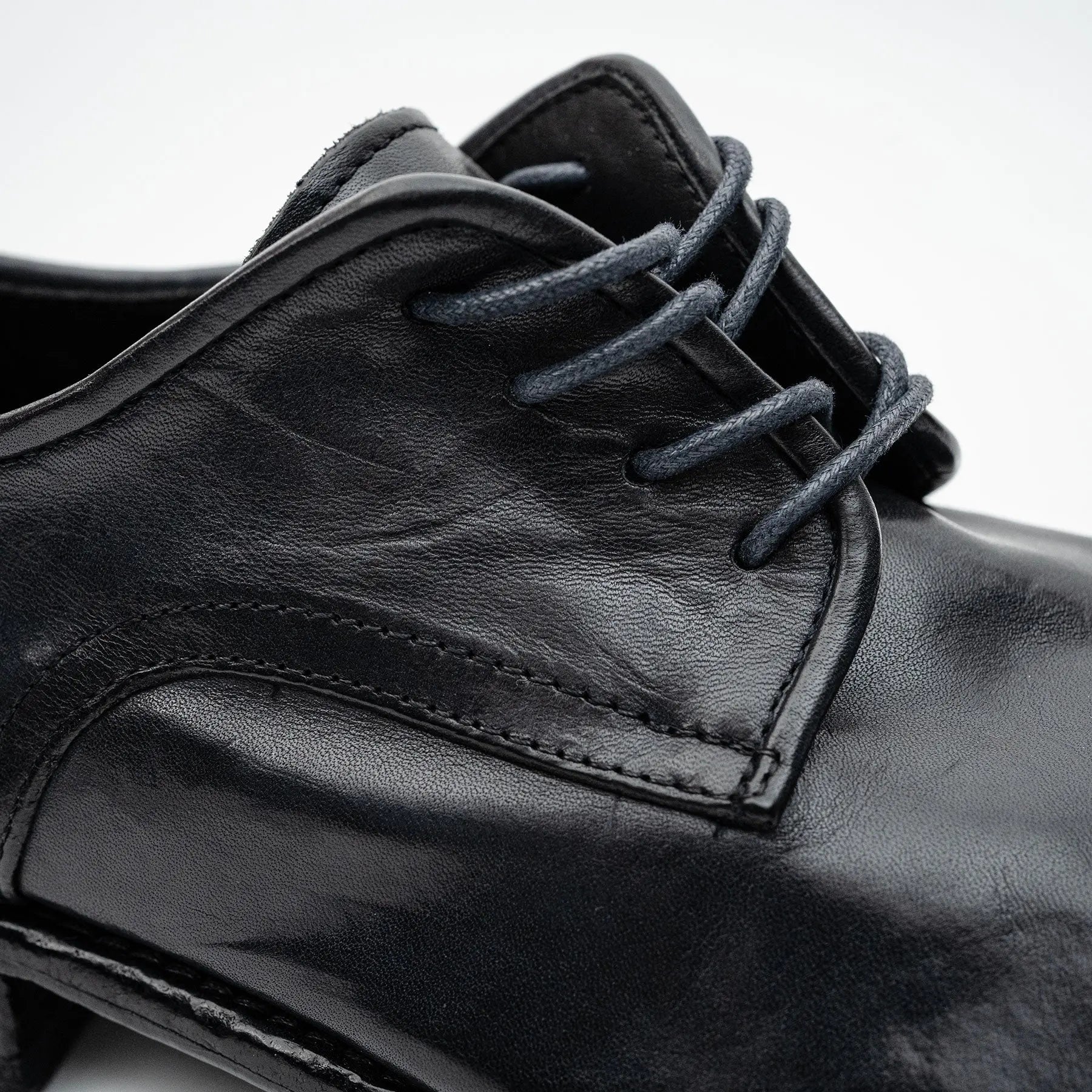Washed Leather Derby