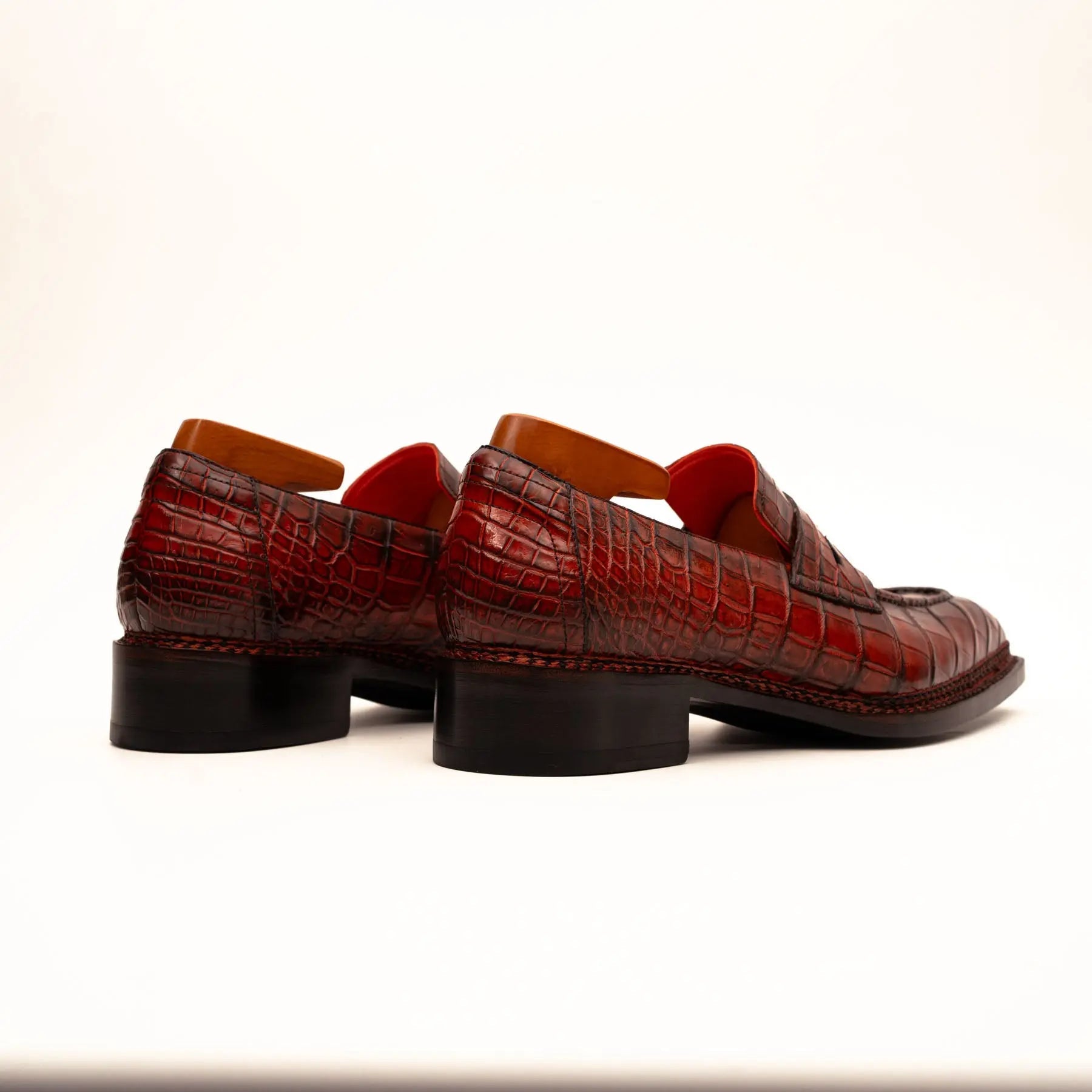 Burnished Red Crocodile Loafer VanPasch