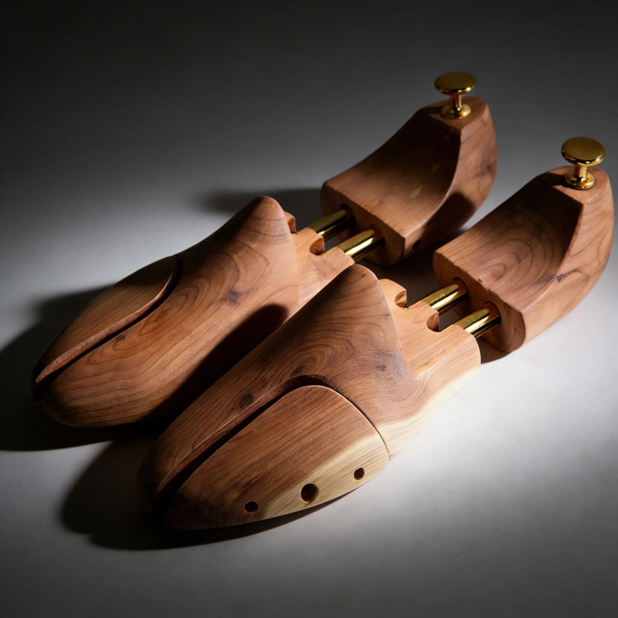 Cedar Wood Shoe Tree VanPasch