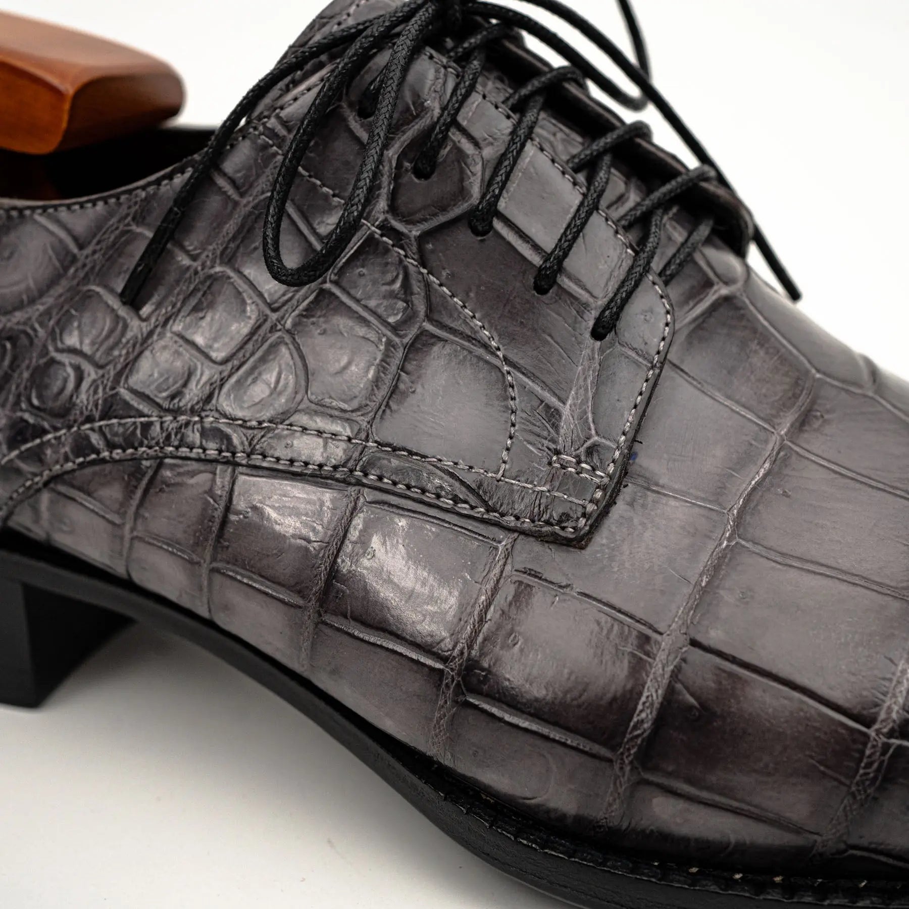 Charcoal Crocodile-Textured Derby VanPasch