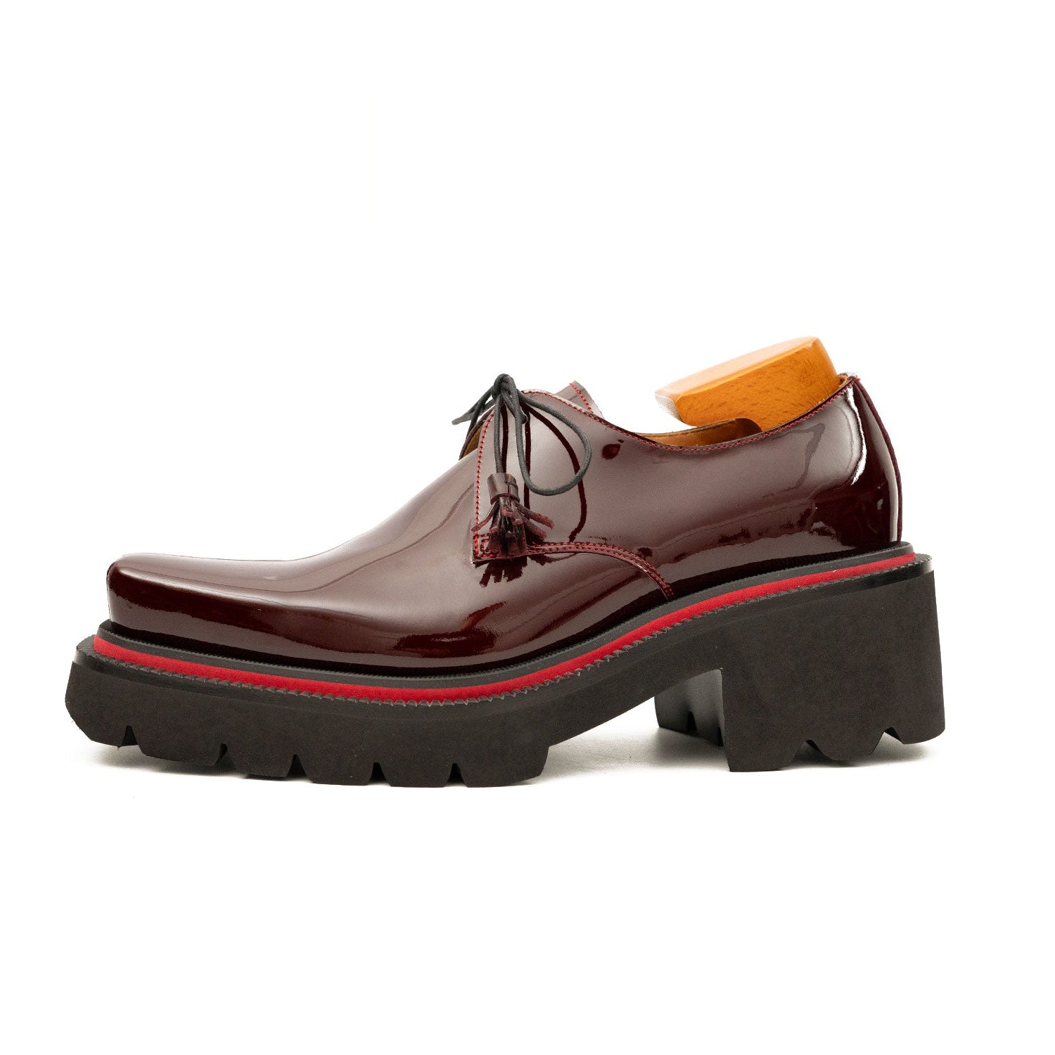 Patent Lug Derby