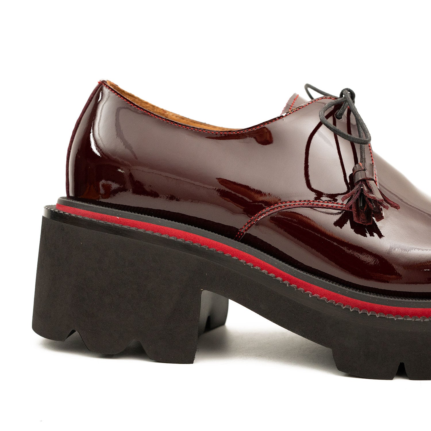 Patent Lug Derby