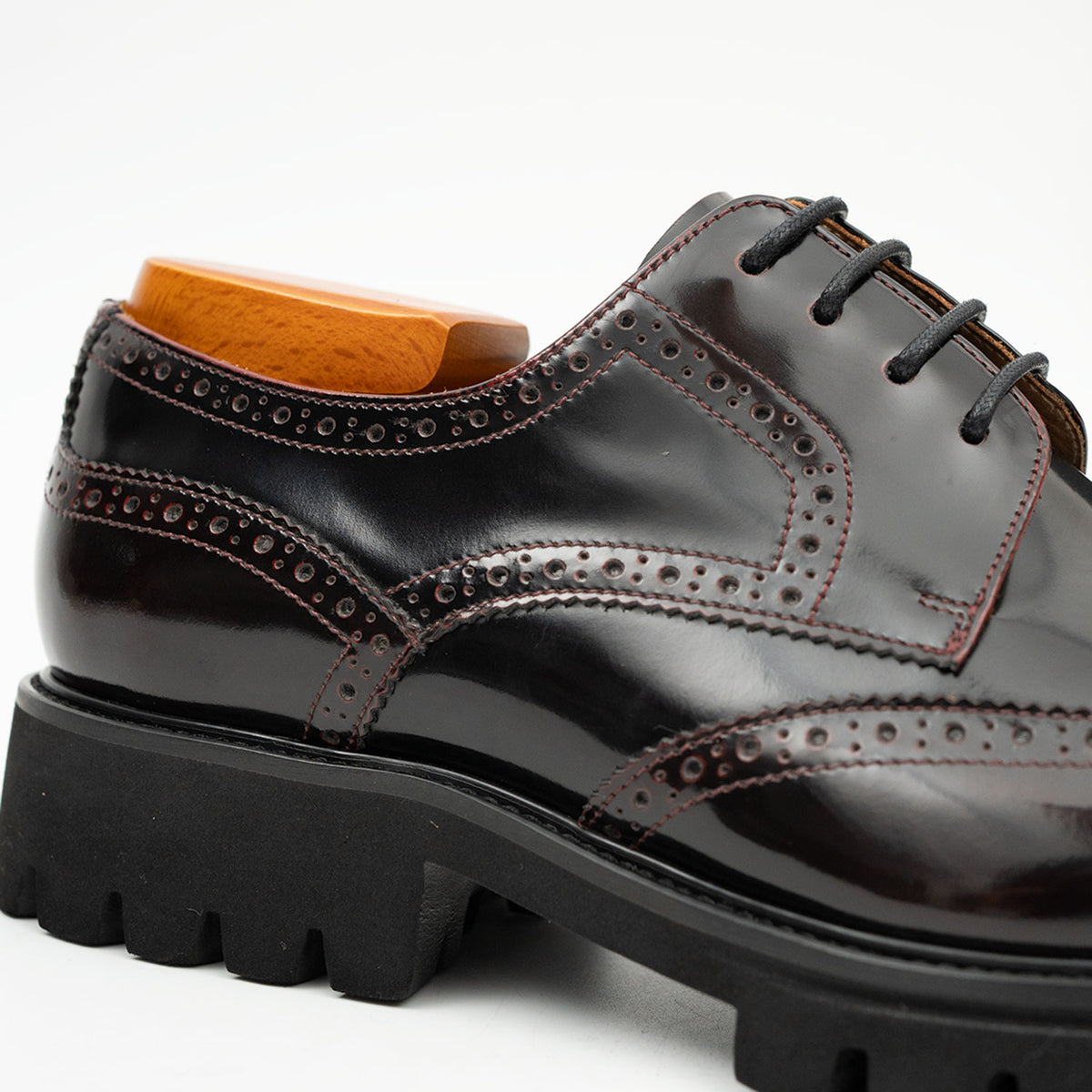 Brogue Derby Shoes with Lug Sole