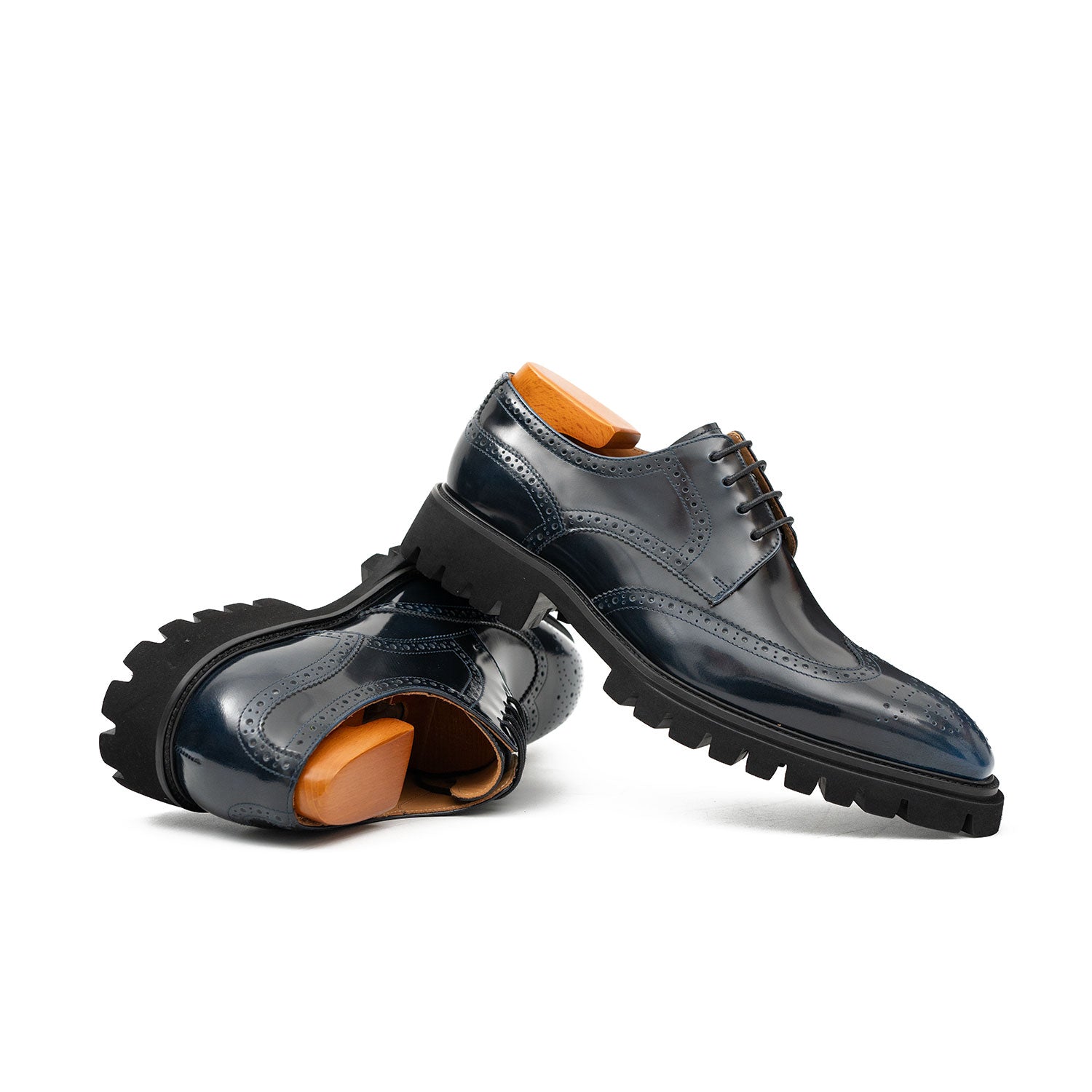 Brogue Derby Shoes with Lug Sole