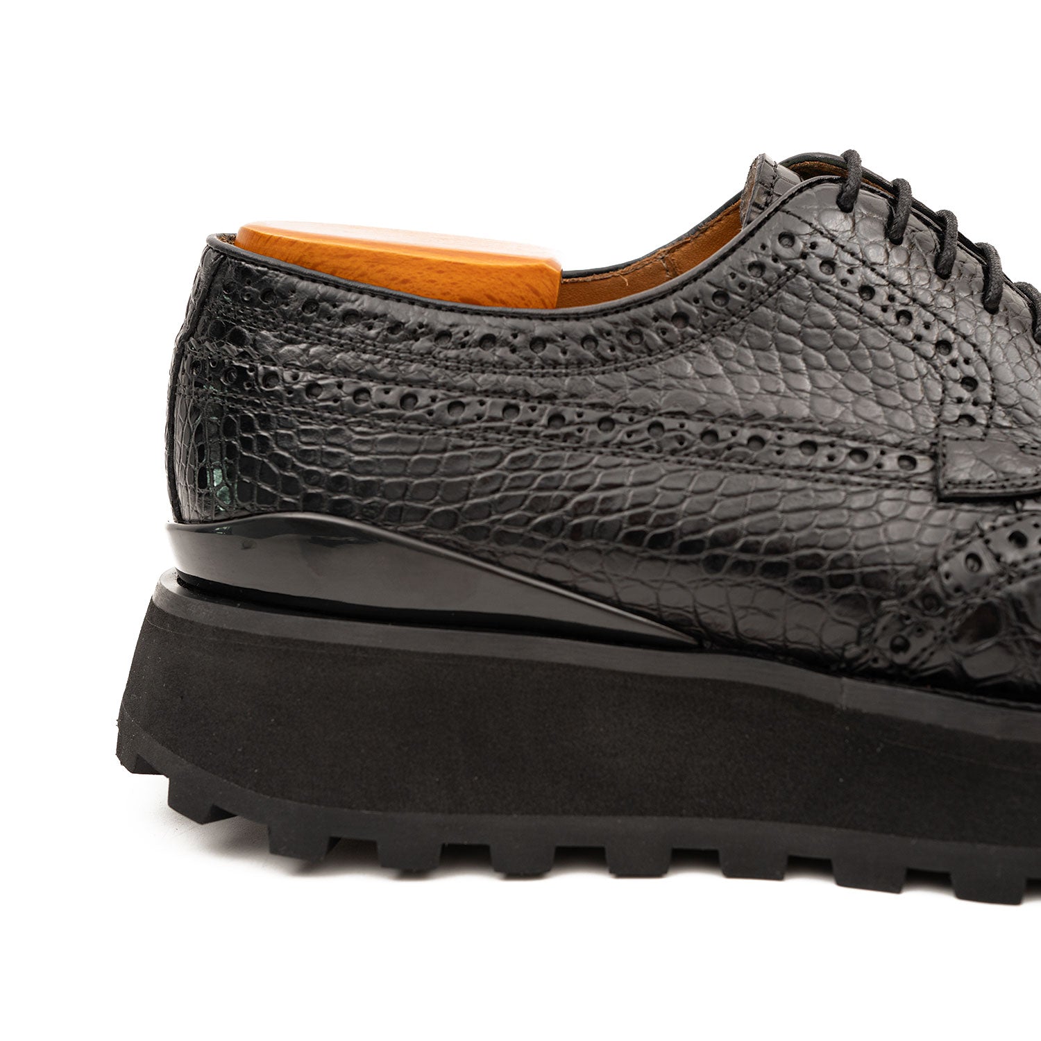 Crocodile Wingtip Lug Derby