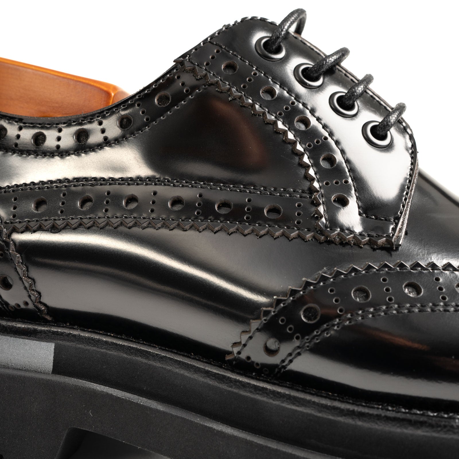 Wingtip Platform Derby