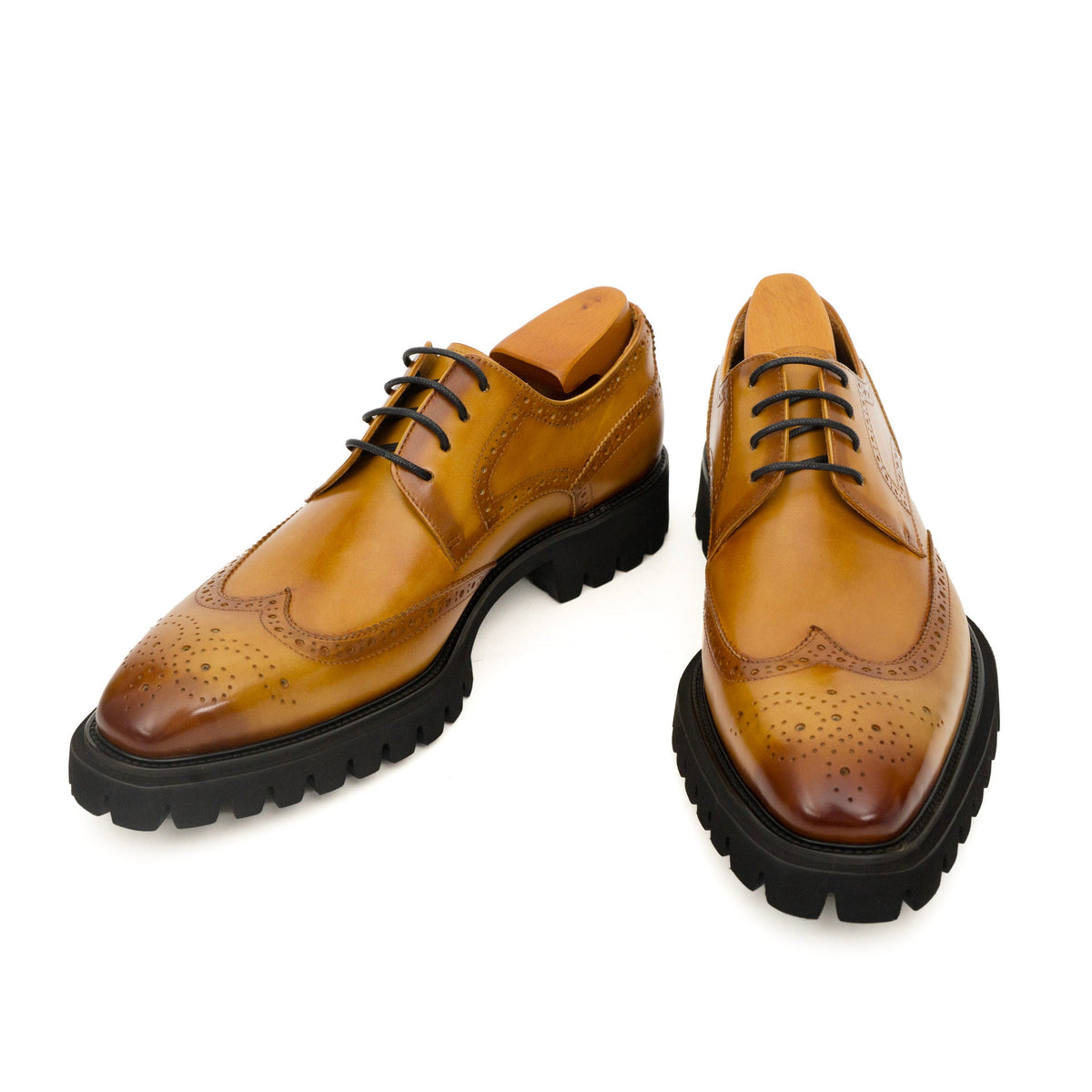 Cognac Brogue Lug-Sole Derby – VanPasch