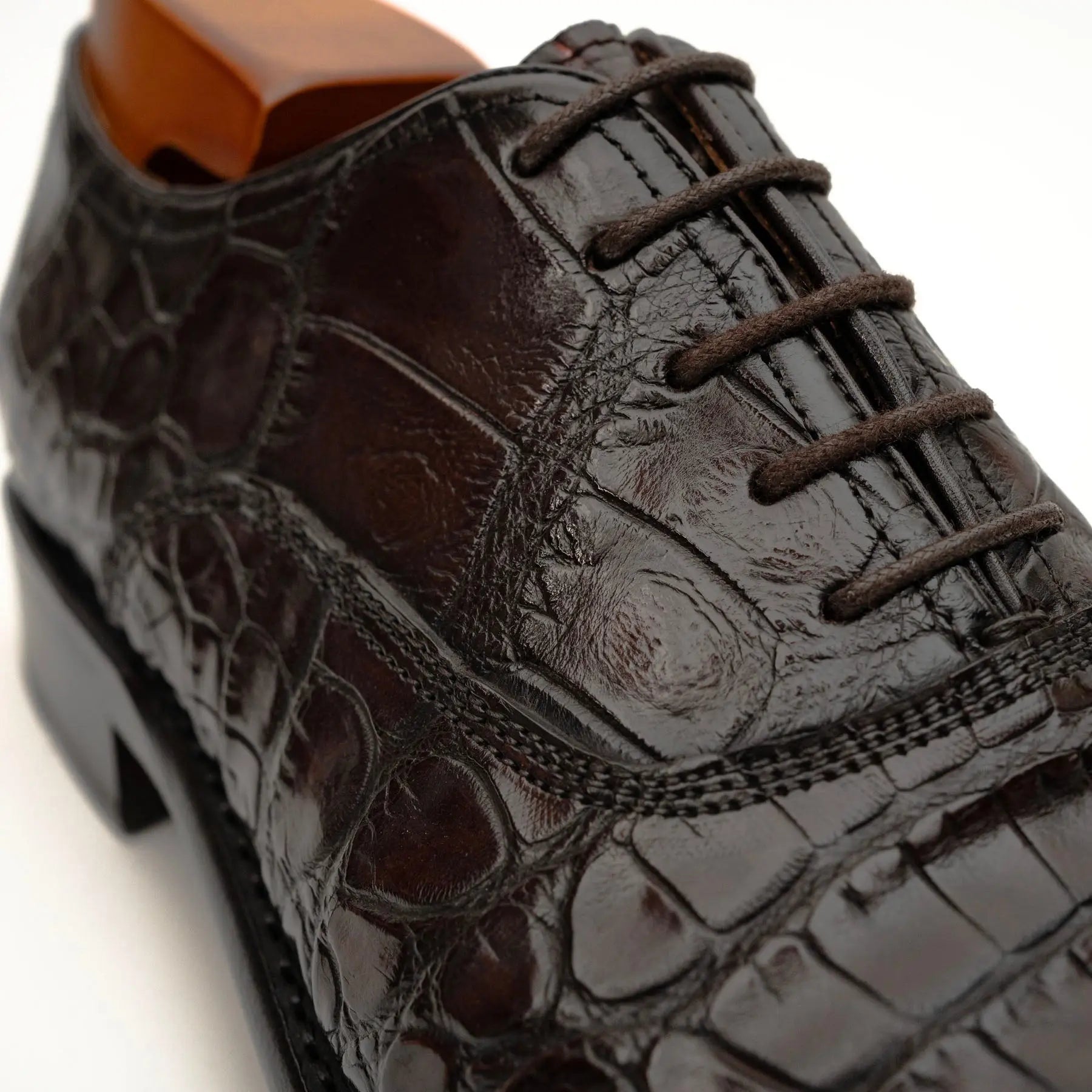 Dark Brown Crocodile Derby Shoe VanPasch