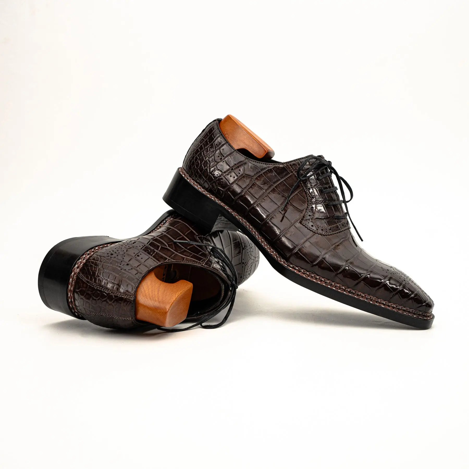 Dark Brown Crocodile Derby Shoes VanPasch