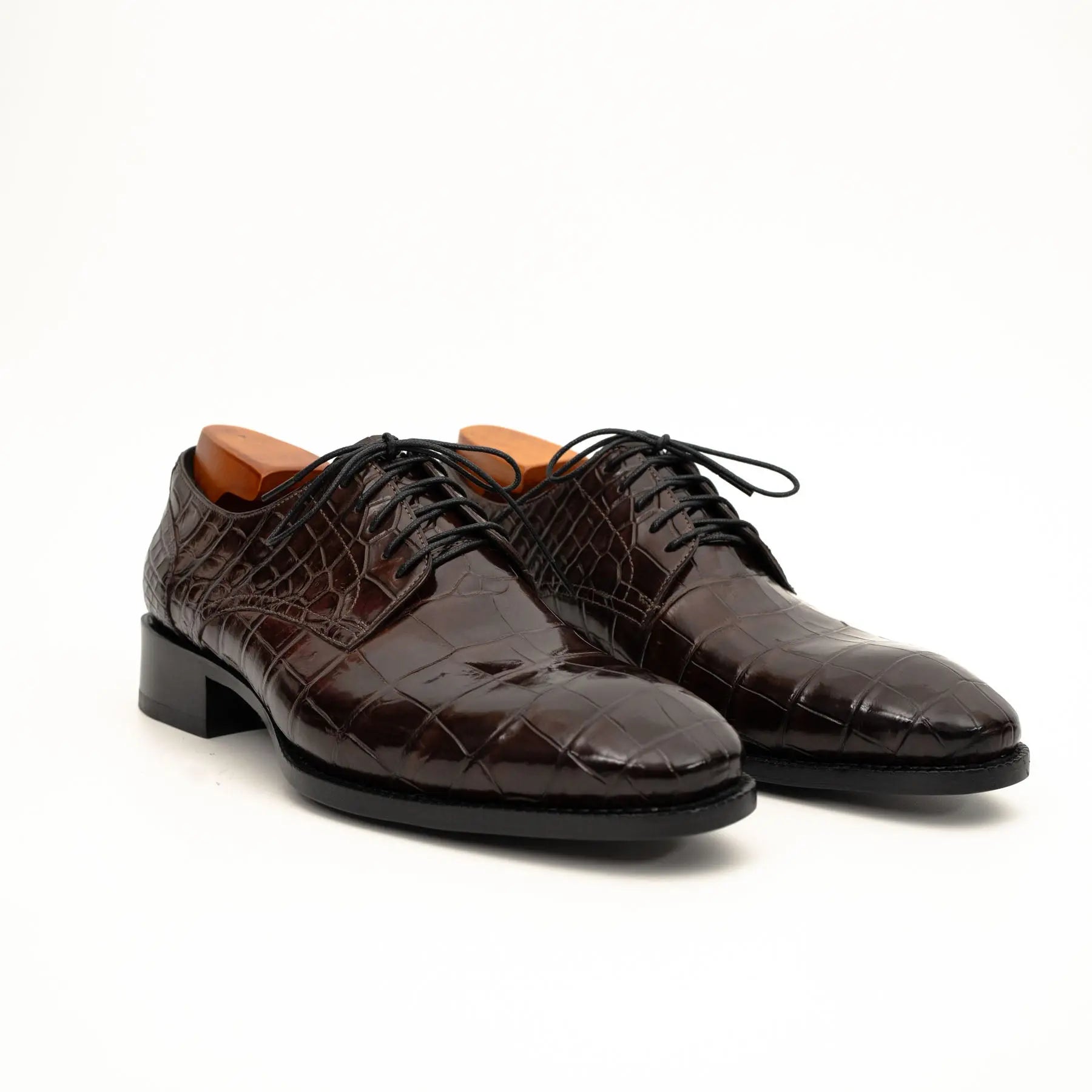 Dark Brown Crocodile-Textured Derby VanPasch