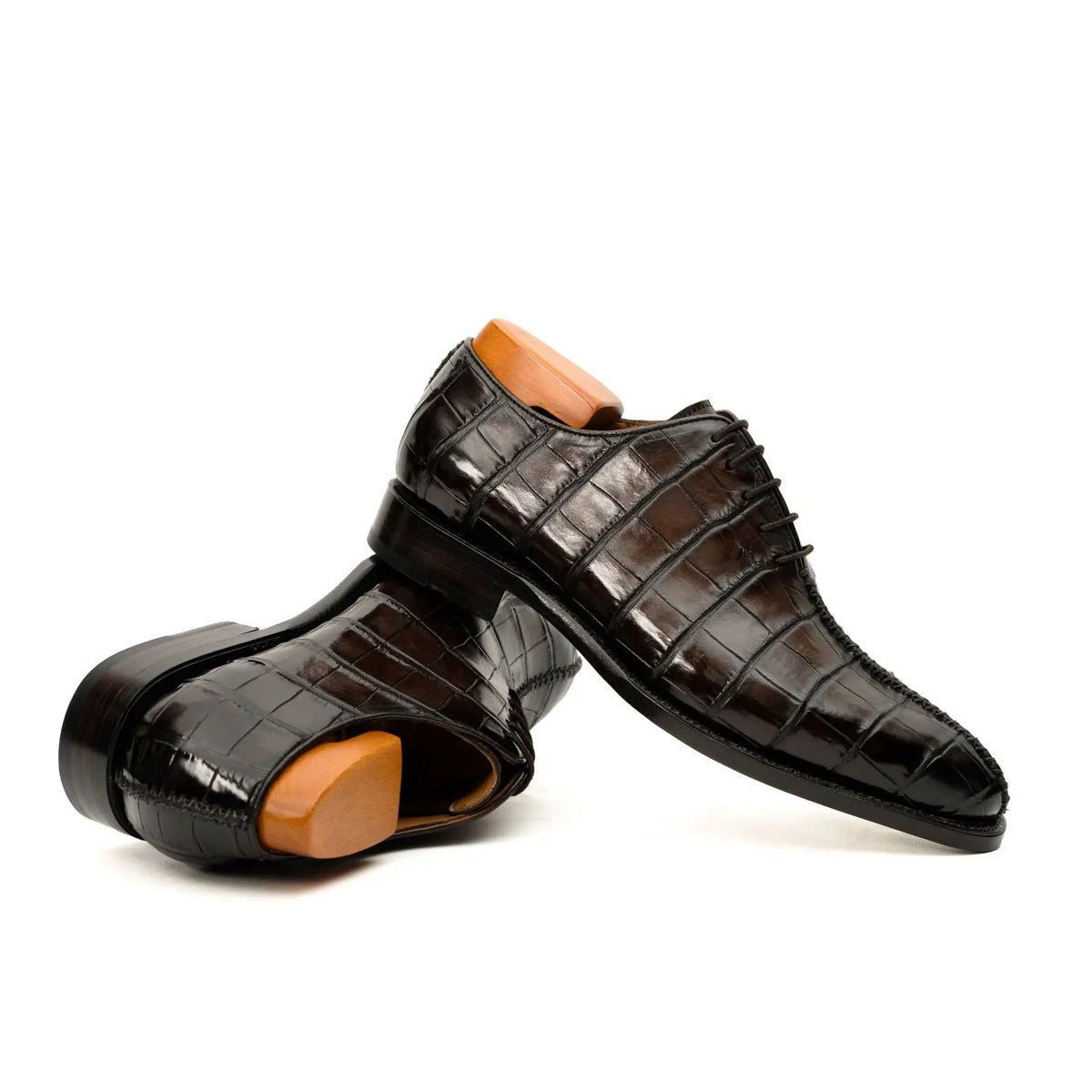 Dark Brown Crocodile-Textured Oxford VanPasch