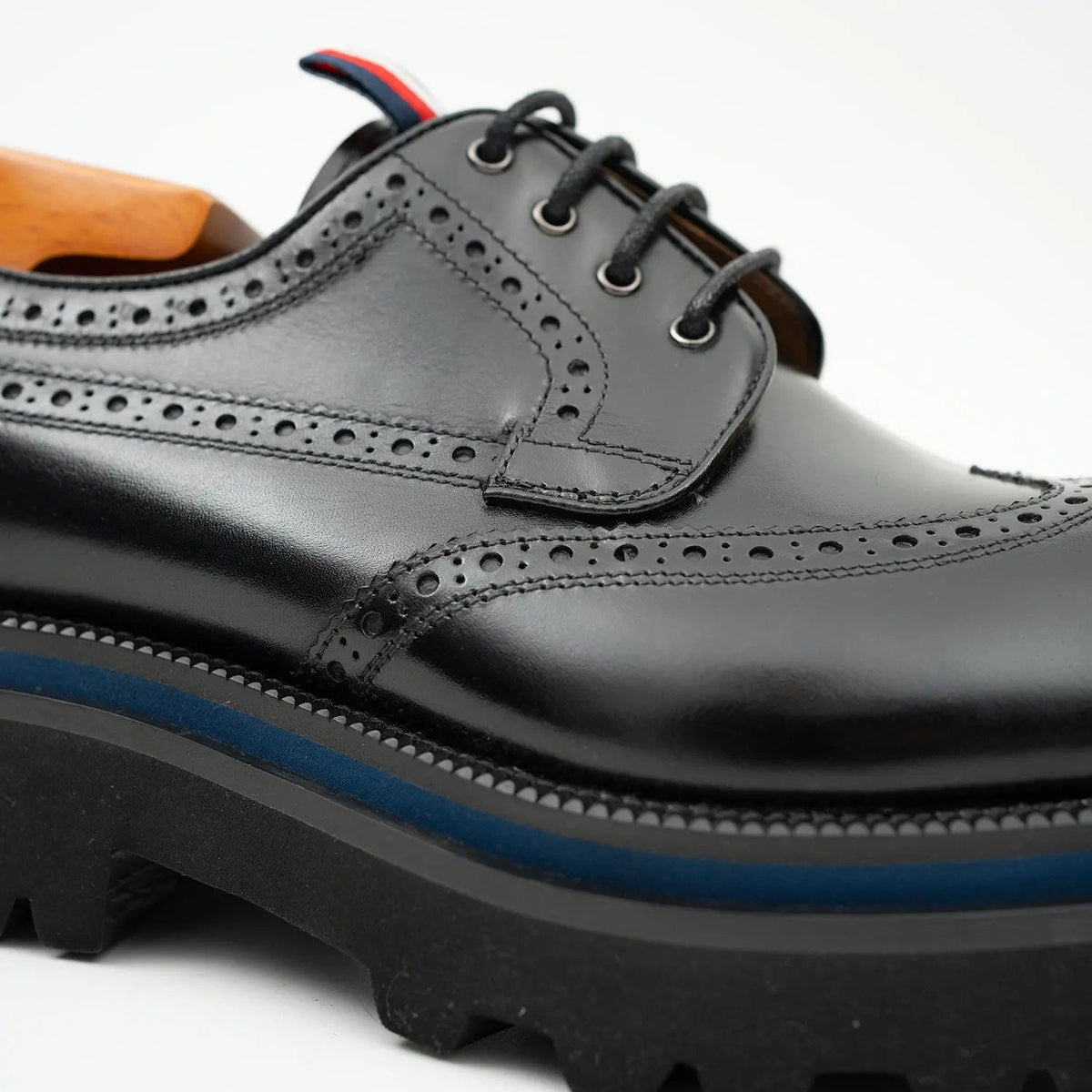 Handcrafted Square Toe Brogue Shoes with Thick Sole Black VanPasch