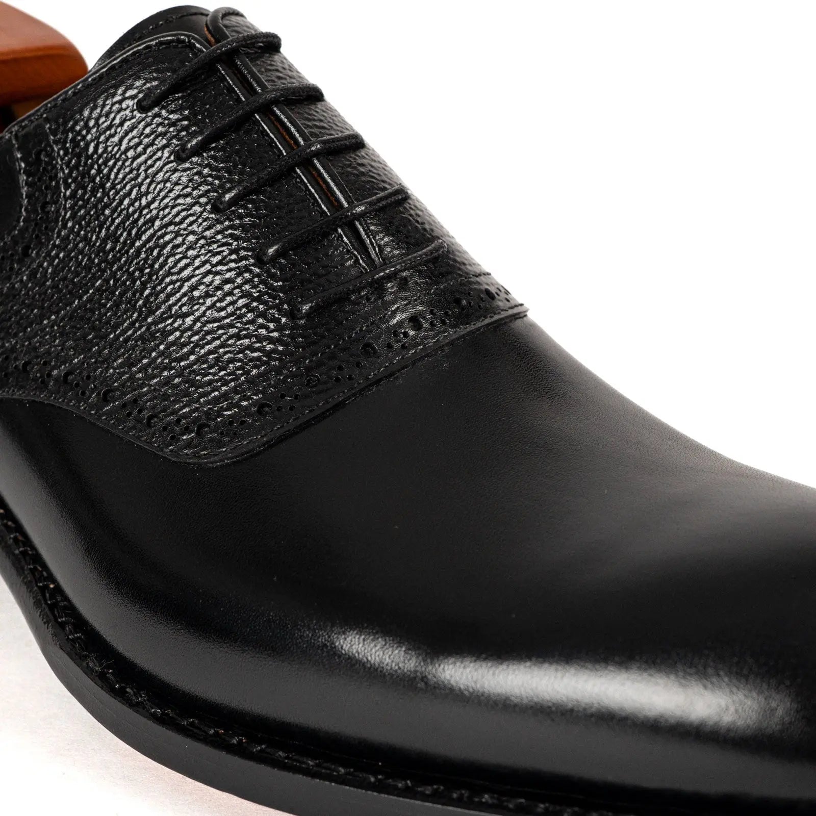 Men’s Black Brogue Oxford Shoes VanPasch