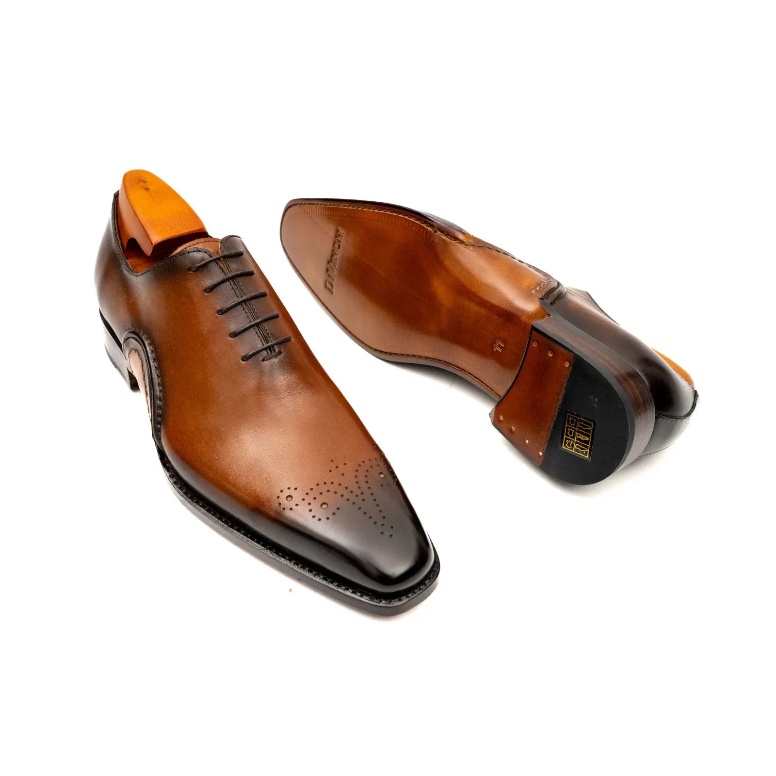 Men’s Brown Medallion Oxford Shoes VanPasch