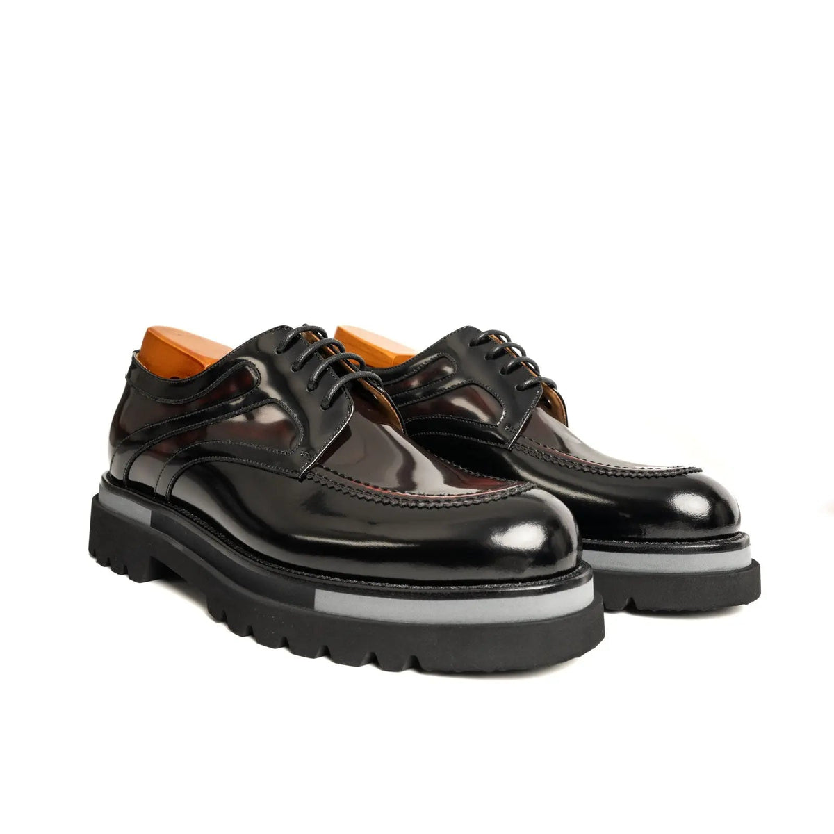 Oxblood Polished Moc-Toe Lug Derby VanPasch