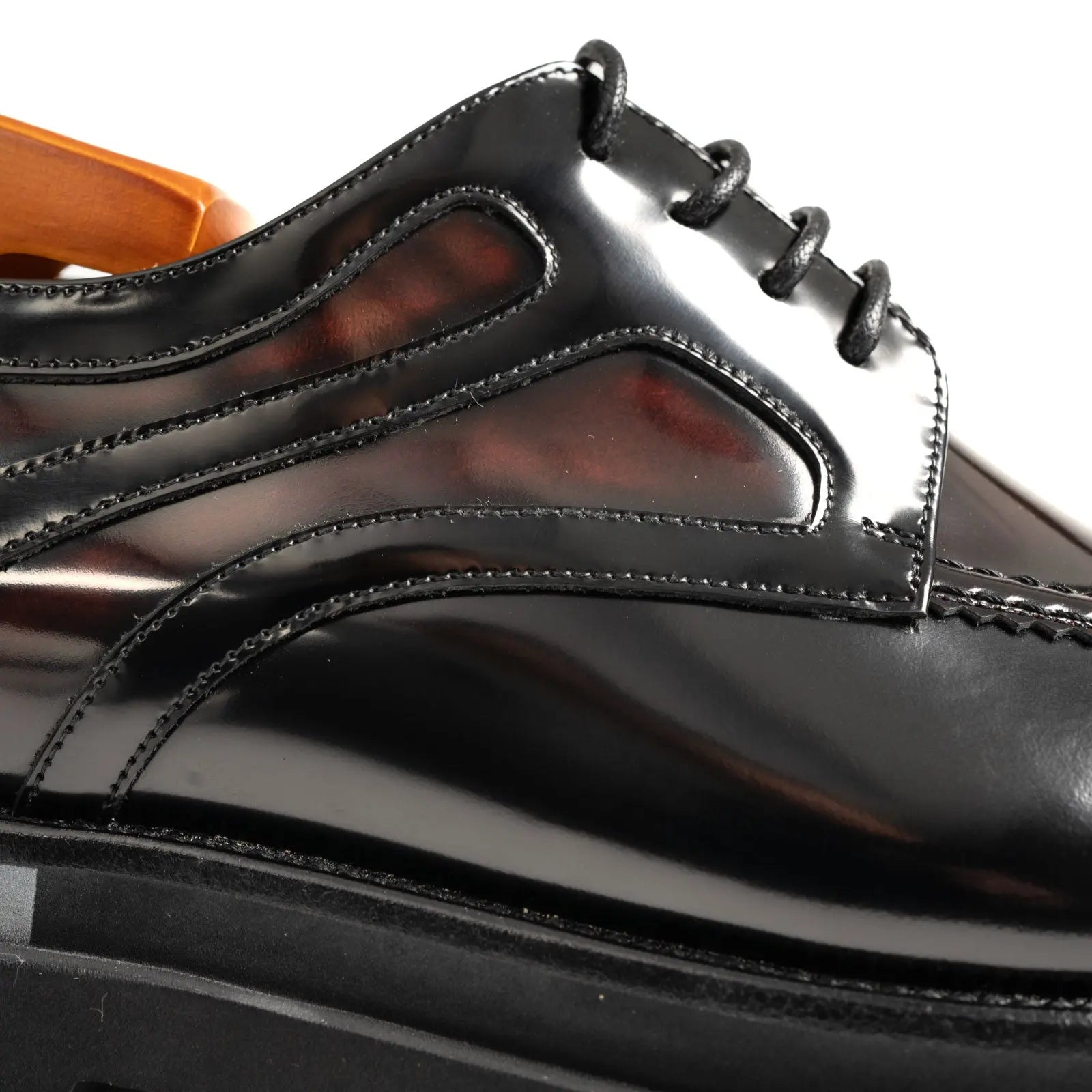 Oxblood Polished Moc-Toe Lug Derby VanPasch