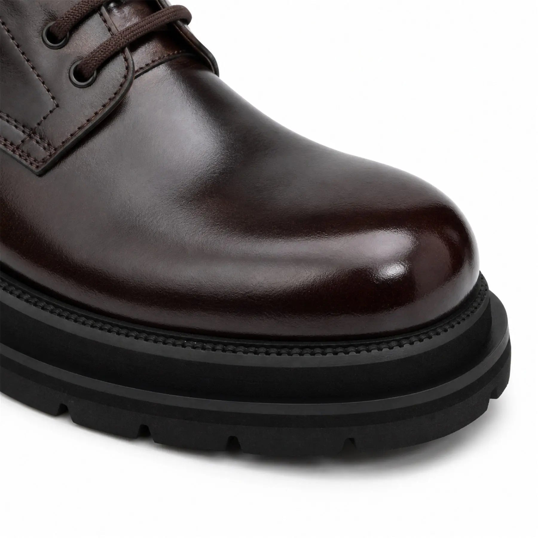 VanPasch 8221KHA coffee lug sole derby shoes toe and sole detail